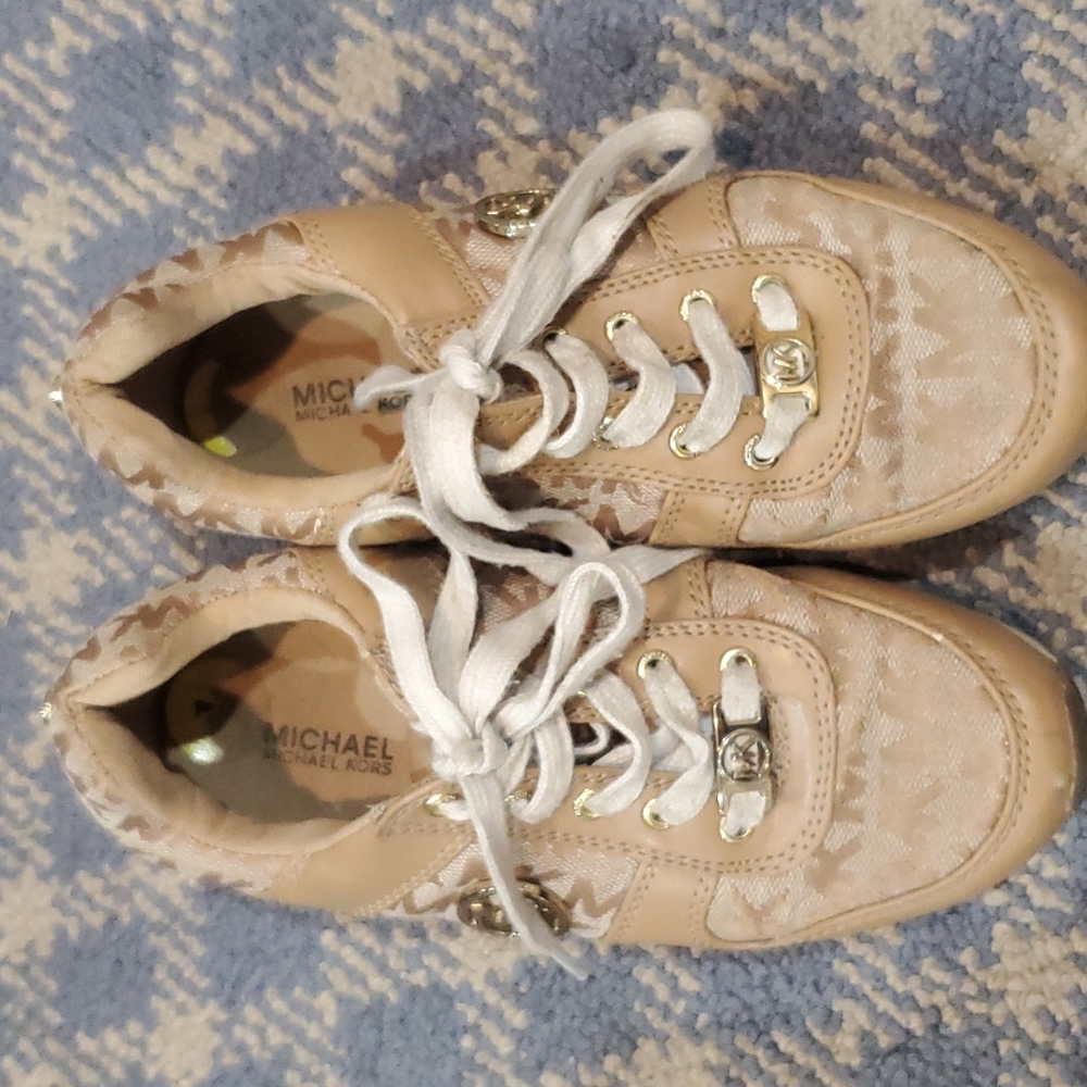 Michael Kors MK Girl's sneakers/shoes size 1